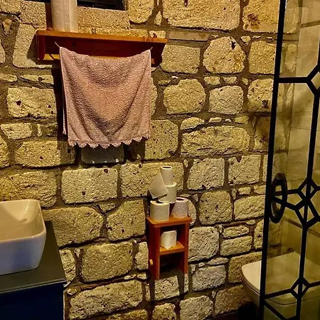 Gizlibahcekabakoz * Ağva
